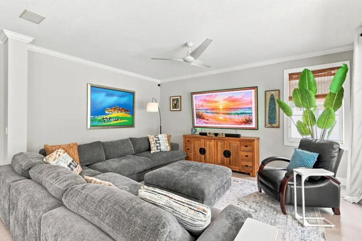 028 - 2478 Westmont Ln - 12