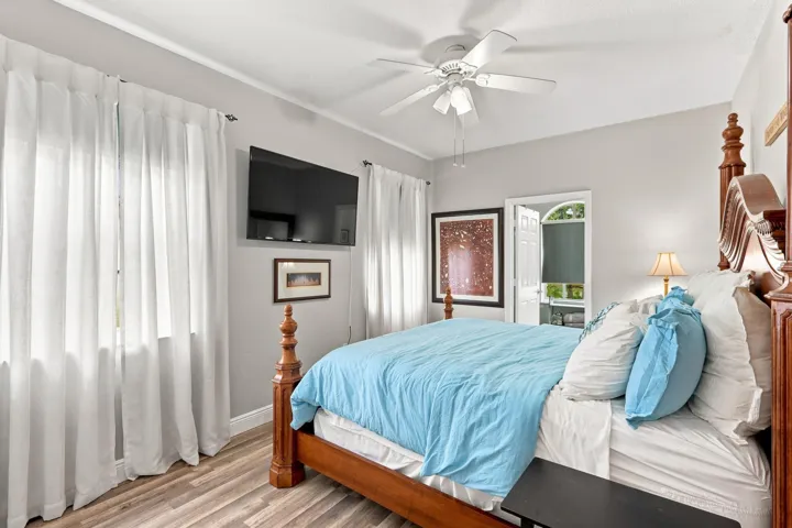 031 - 2478 Westmont Ln - 12