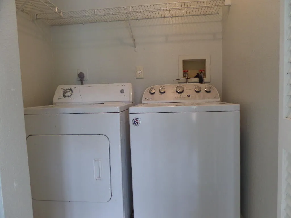 Laundry unit closet