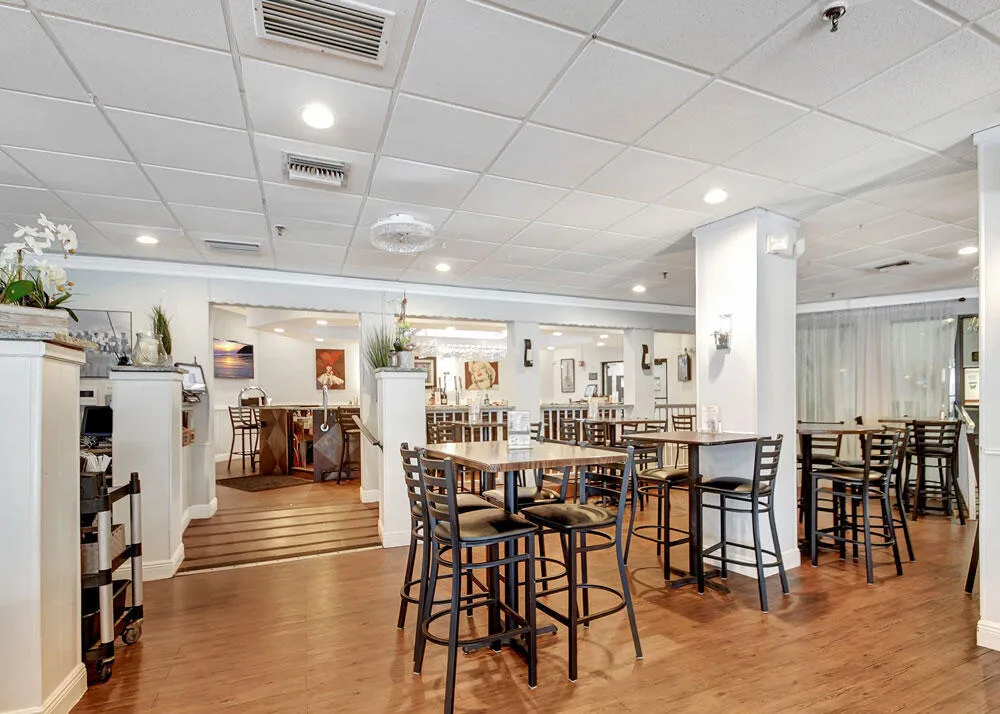 Mel's-Way-Bistro