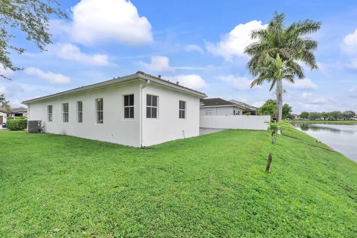 8911 NW 178th Ln_031