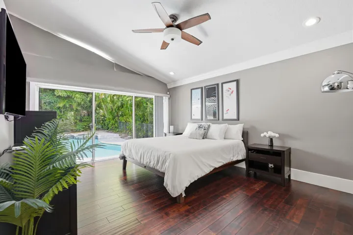 1-web-or-mls-5742_Saint_Annes_Way_07617