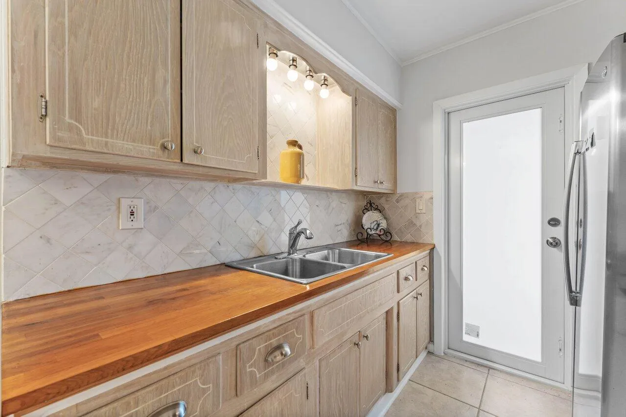 015-11Southwest4thAvenue-6-BocaRaton-FL-