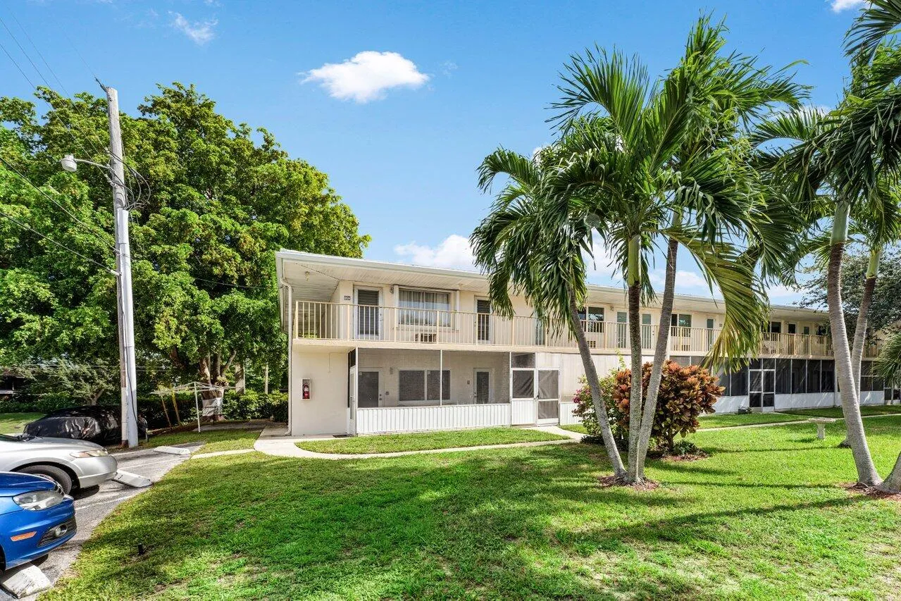 004-11Southwest4thAvenue-6-BocaRaton-FL-