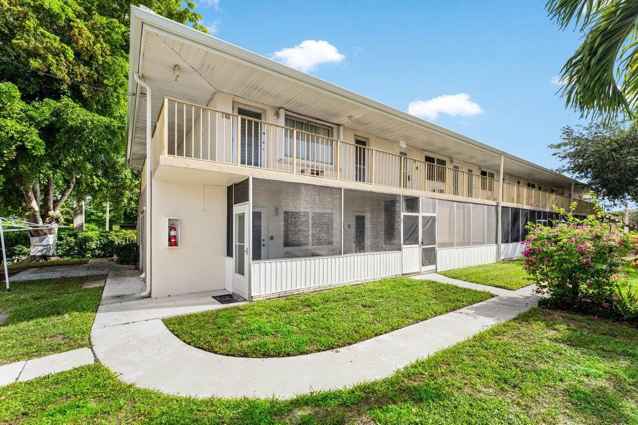 001-11Southwest4thAvenue-6-BocaRaton-FL-