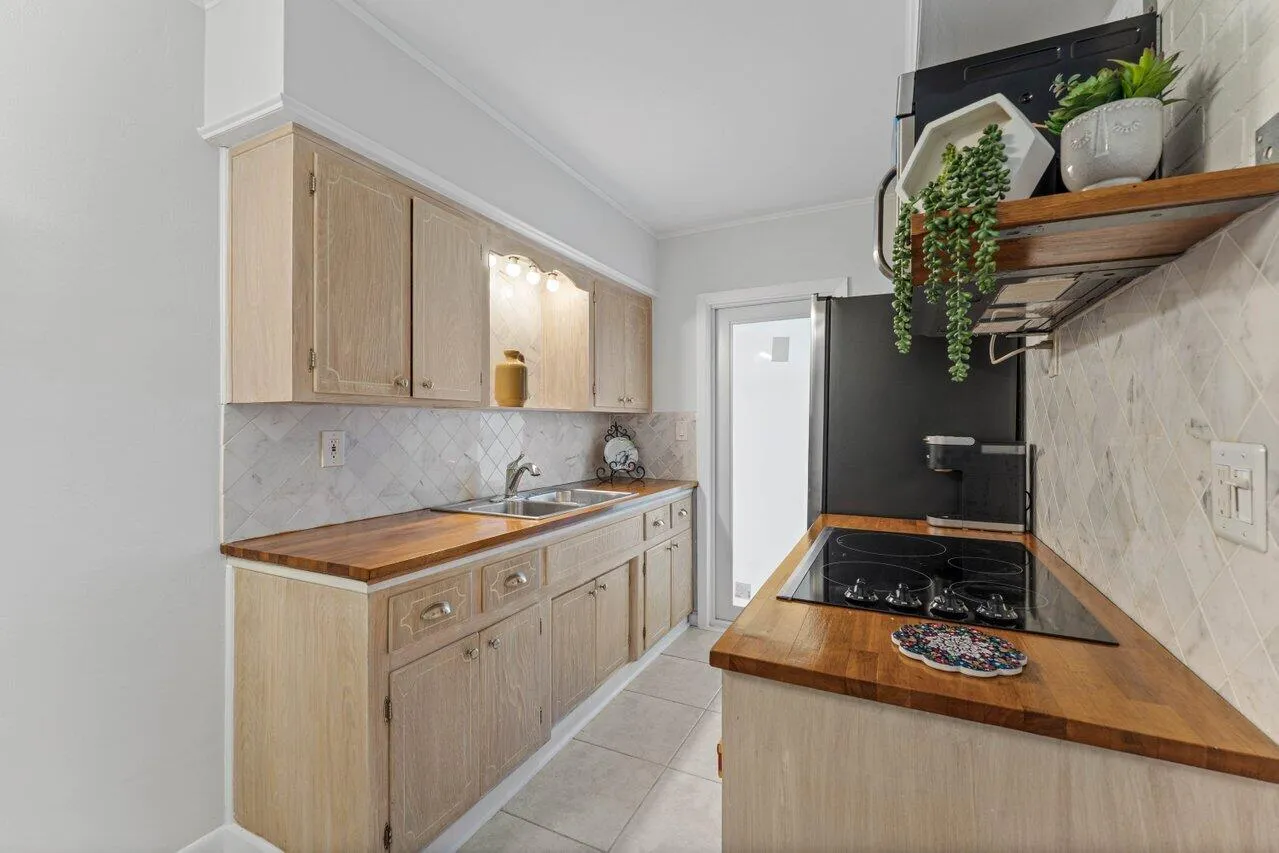 013-11Southwest4thAvenue-6-BocaRaton-FL-