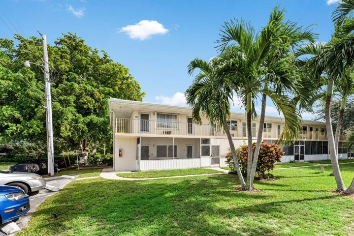 004-11Southwest4thAvenue-6-BocaRaton-FL-