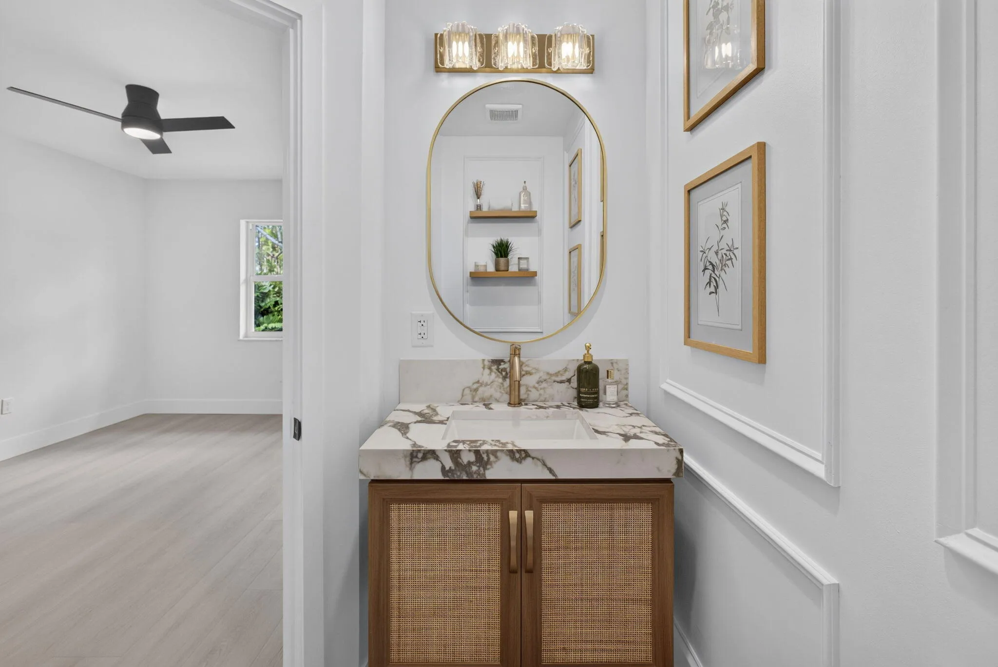 En-Suite Powder Bath