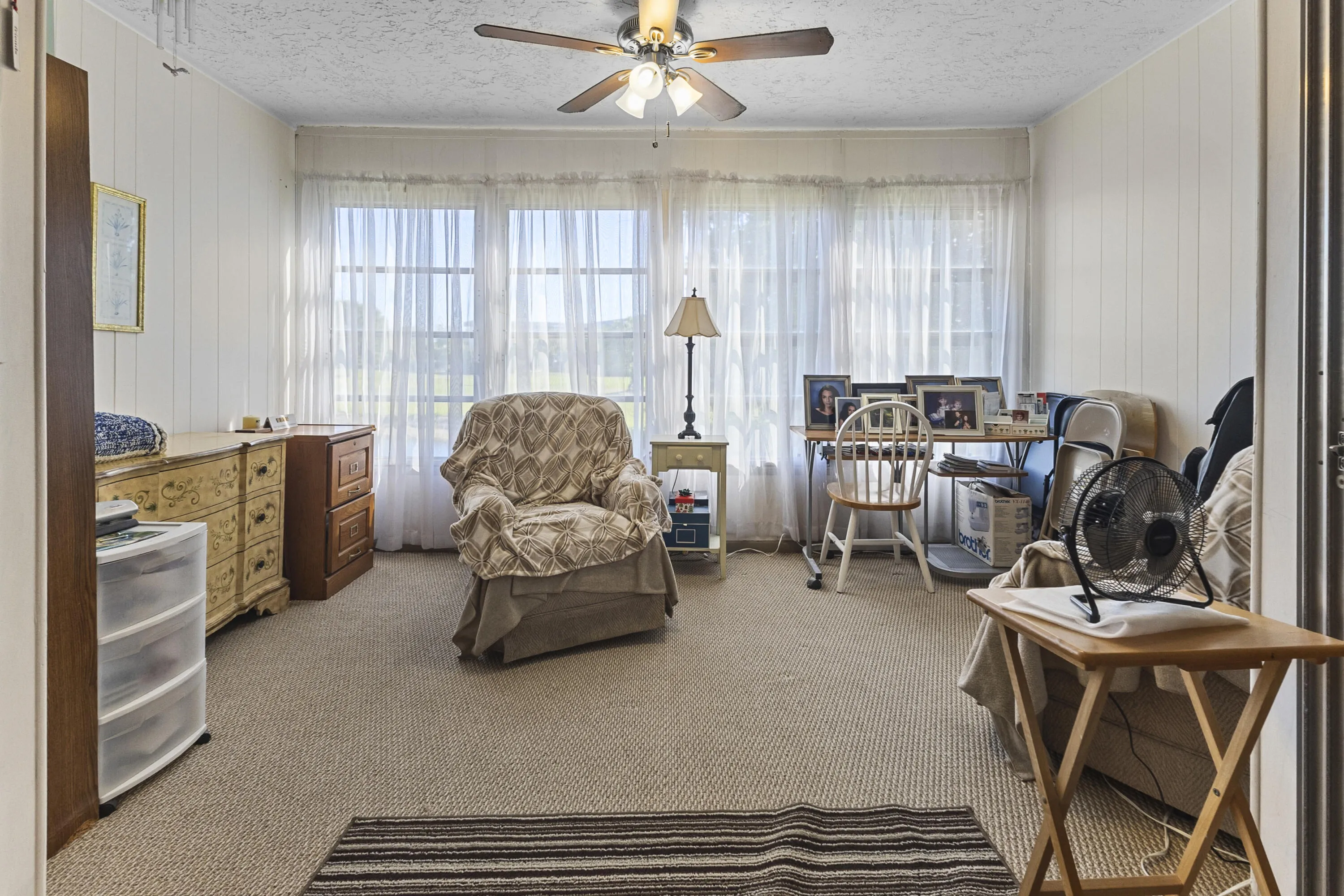 Sunroom. Room for an office, sitting room, guest bedroom etc..