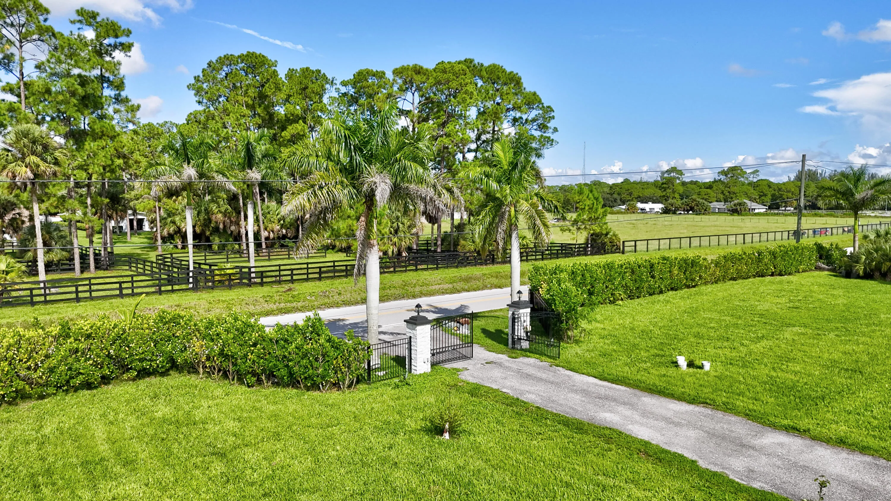 1616_E_Rd_Loxahatchee_FL_susamma-21