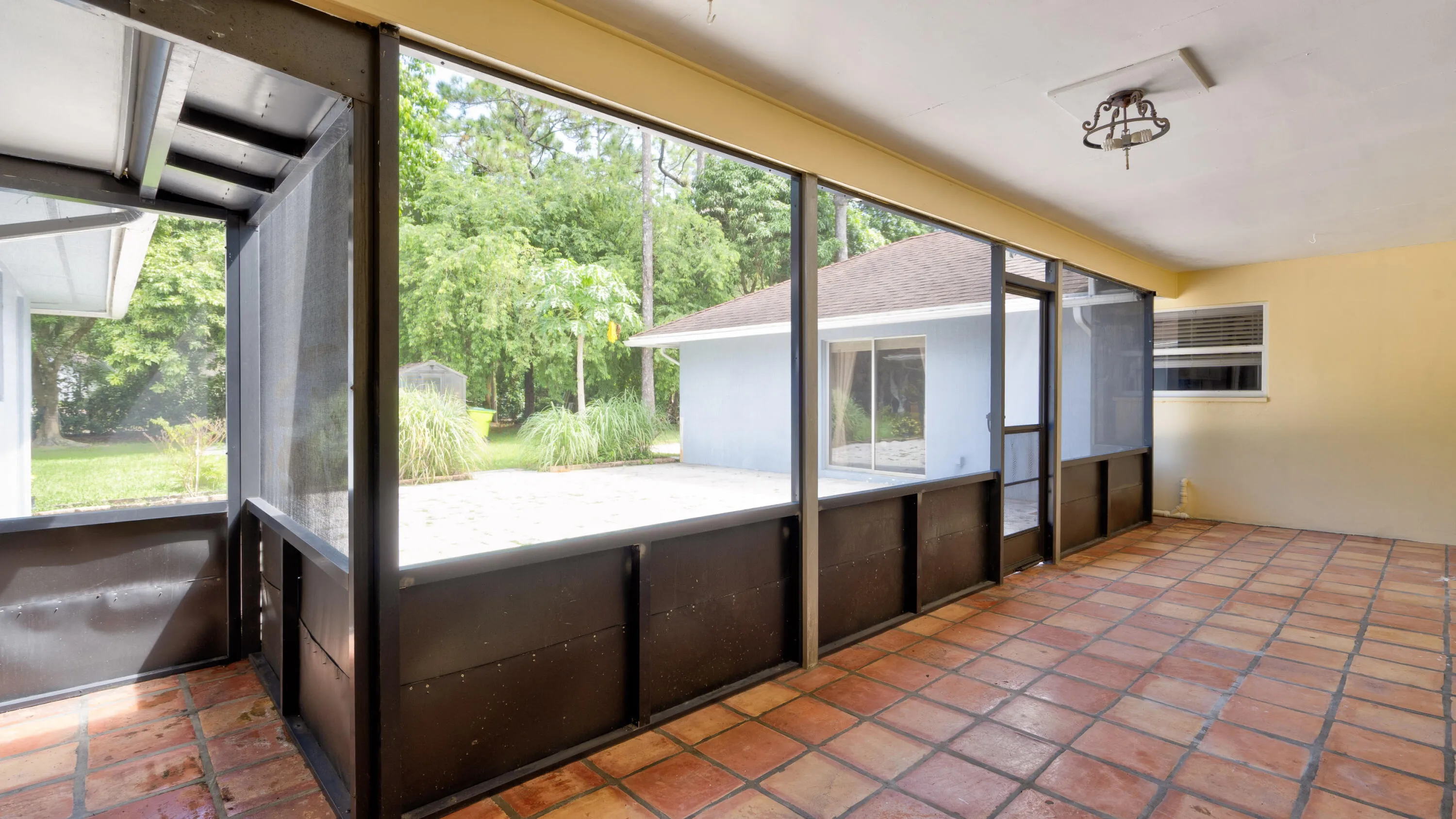 1616_E_Rd_Loxahatchee_FL_susamma-109