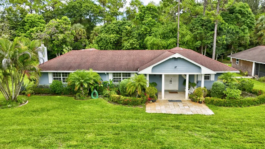 1616_E_Rd_Loxahatchee_FL_susamma-64