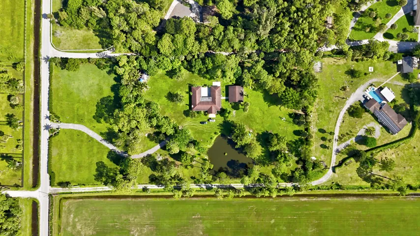 1616_E_Rd_Loxahatchee_FL_susamma-1