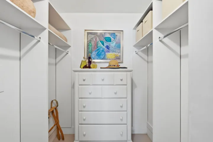 Primary Walkin Closet