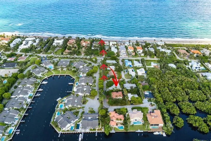 Steps to Beach and Intracoastal