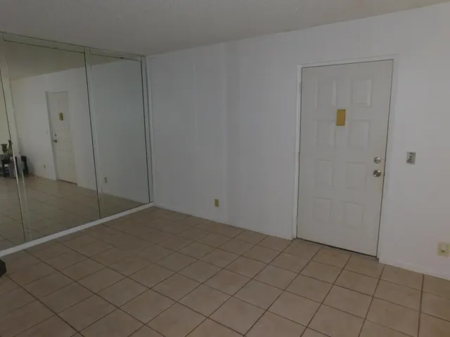 627 SEA PINE WAY - DINING
