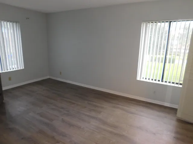 627 SEA PINE WAY - MASTER BEDROOM2