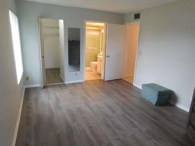 627 SEA PINE WAY - MASTER BEDROOM1