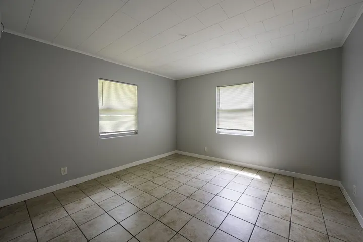24-web-or-mls-5136_Bed Room2-1