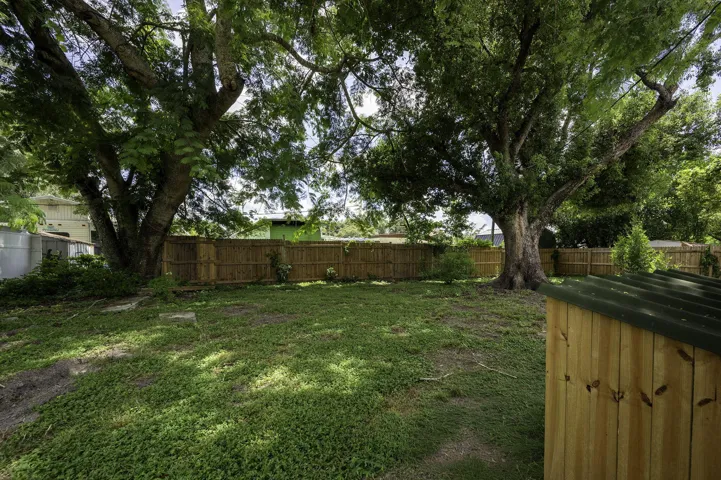 32-web-or-mls-5136_Exterior Rear-1