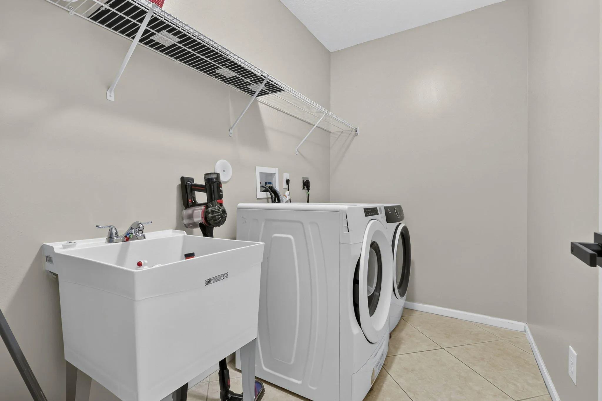 25-web-or-mls-BS1A5954
