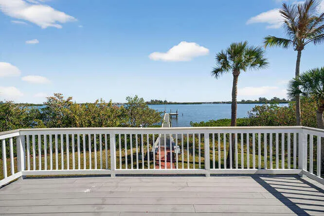1935 Quay Dock Rd Vero Beach-small-052-0