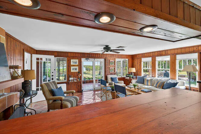 1935 Quay Dock Rd Vero Beach-small-031-0