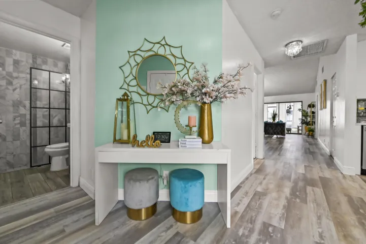 04 Foyer 01