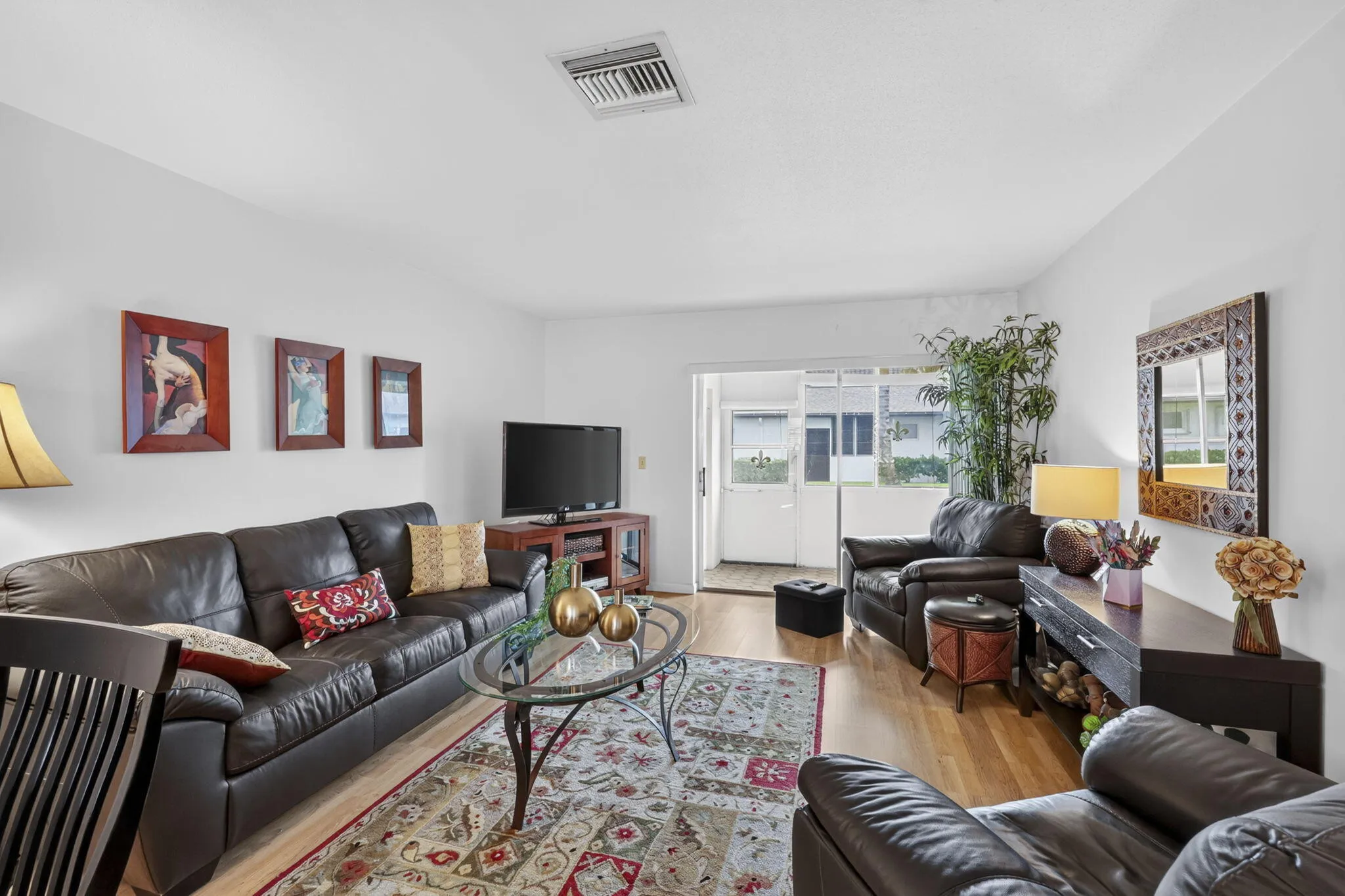 11-web-or-mls-BS1A2736