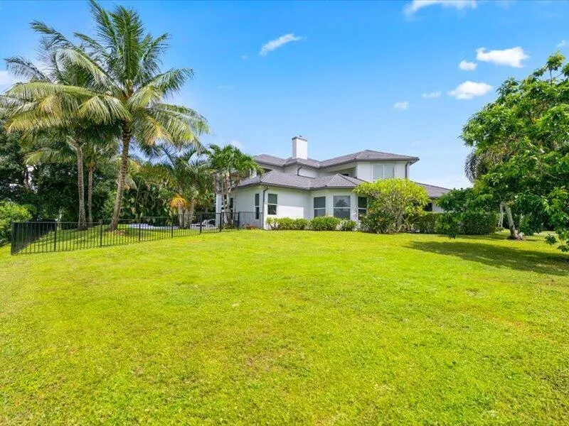 2135 Windsock Way (29)