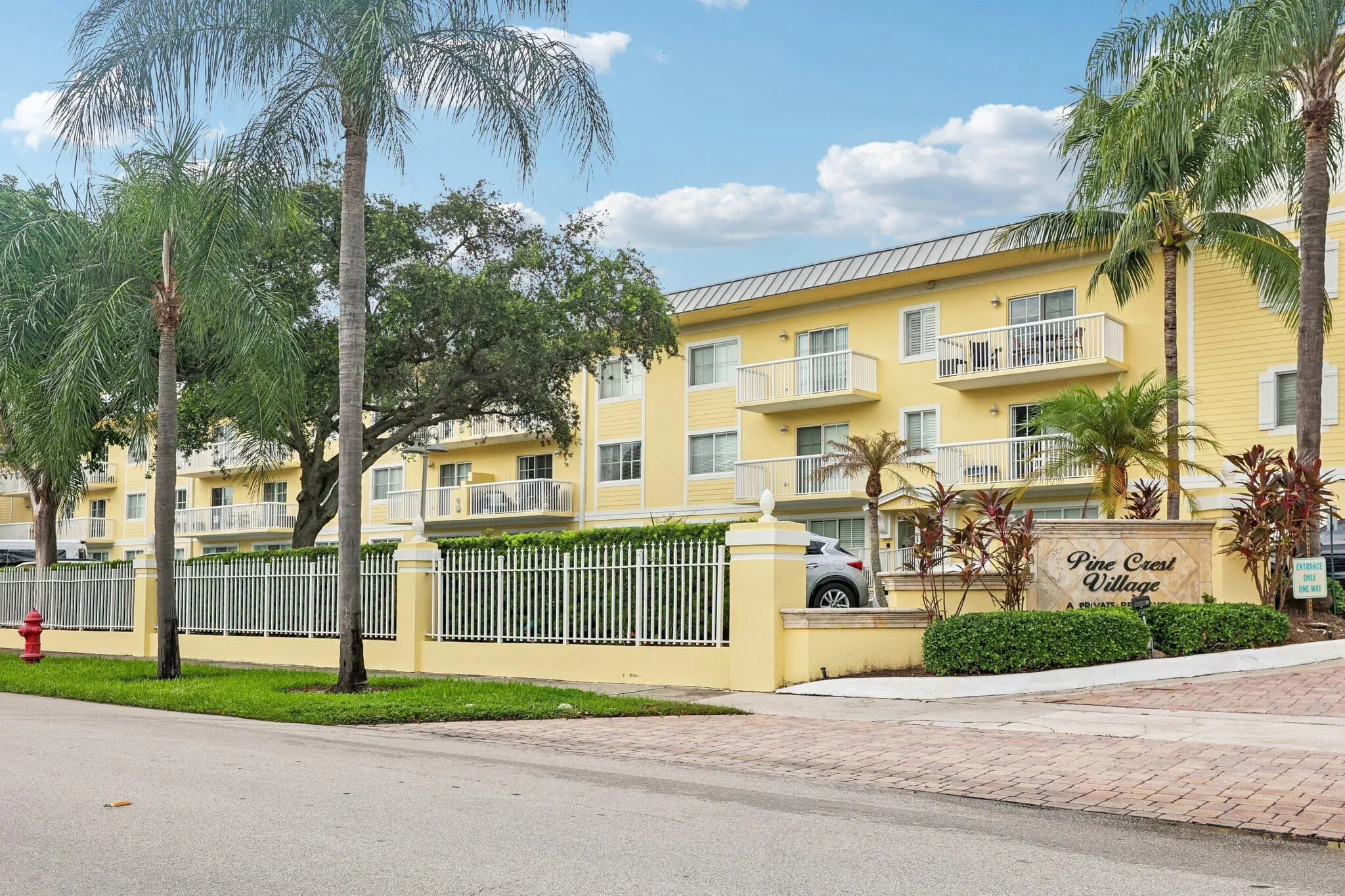 3-web-or-mls-NE 15th Ave 138-S1009-003