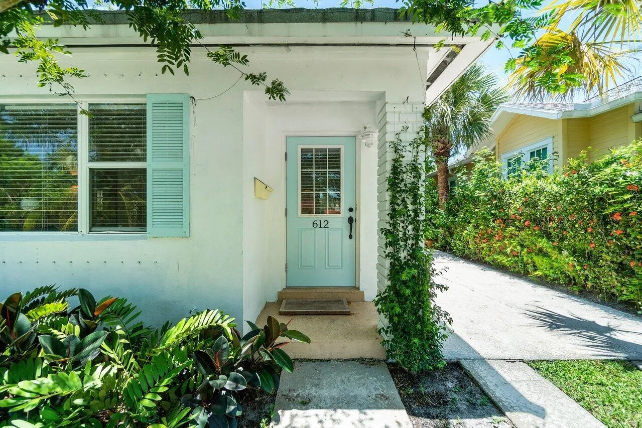 004-612KanugaDrive-WestPalmBeach-FL-3340