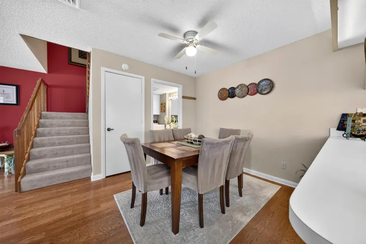012-017-Dining Room-4000x2664