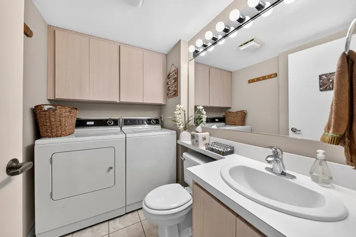 019-019-Bathroom-4000x2666