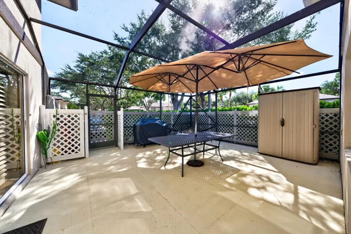 005-010-Patio-4000x2664