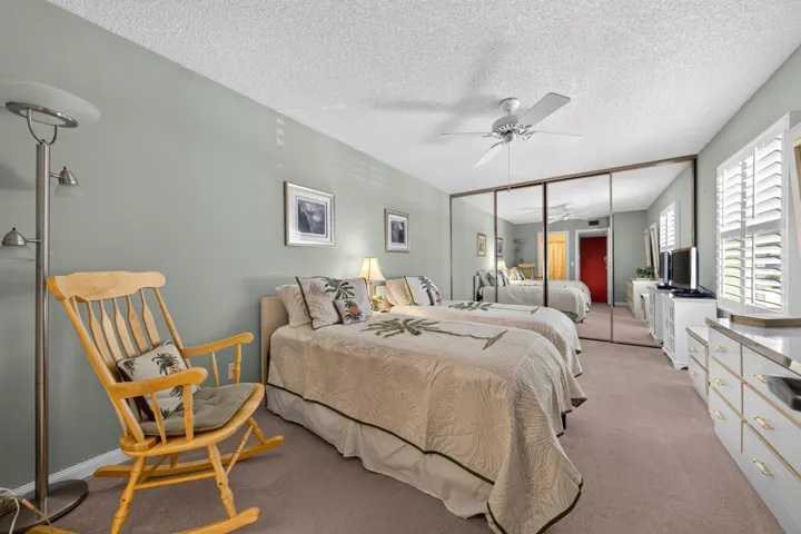 021-021-Primary Bedroom-4000x2666