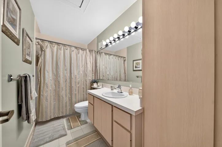024-006-Primary Bath-4000x2650