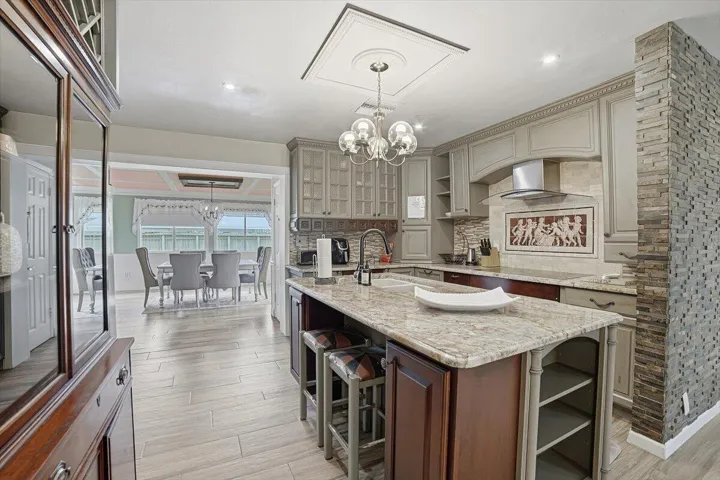 15-Kitchen