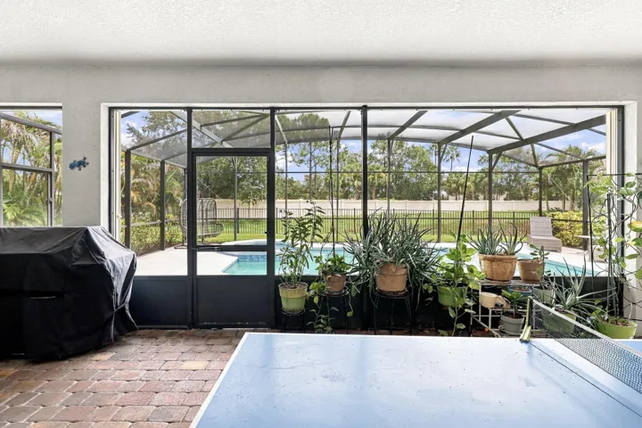 Screened in patio