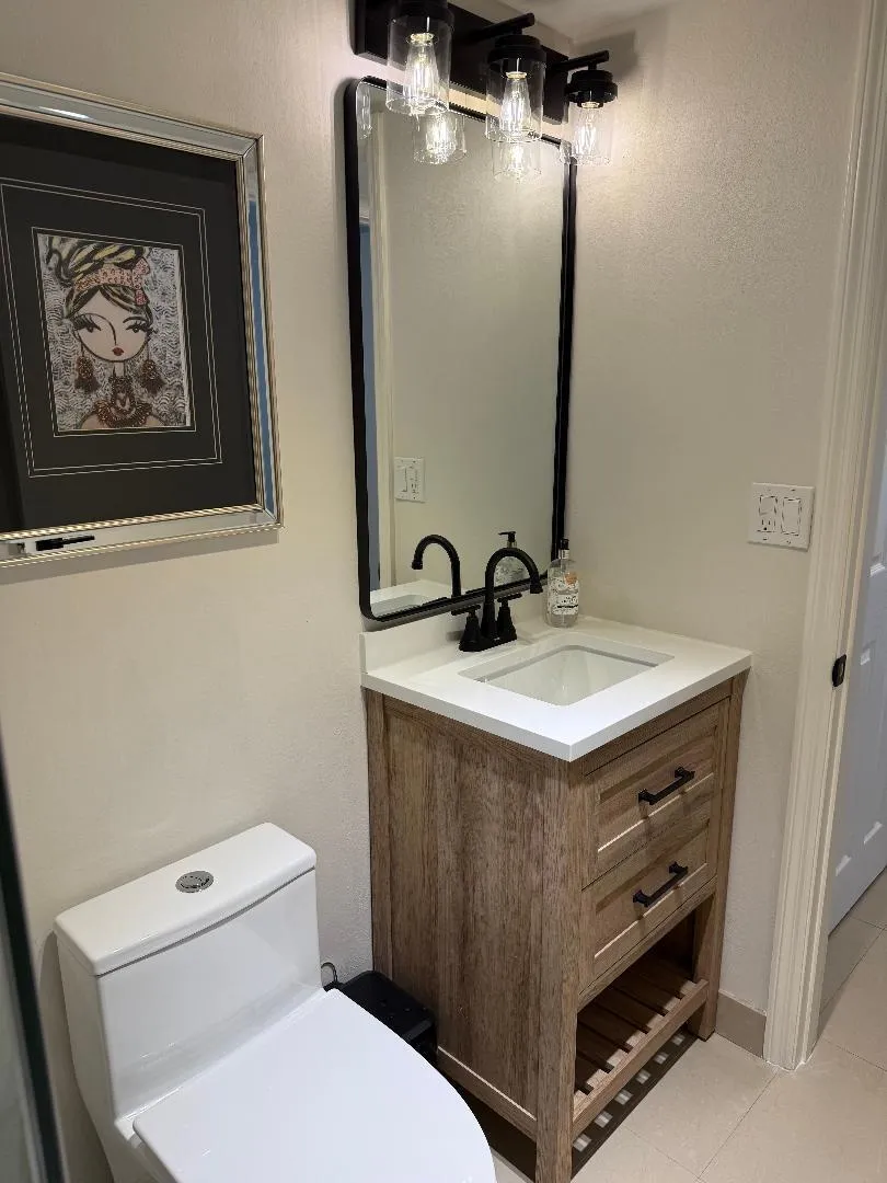 Skirted commode