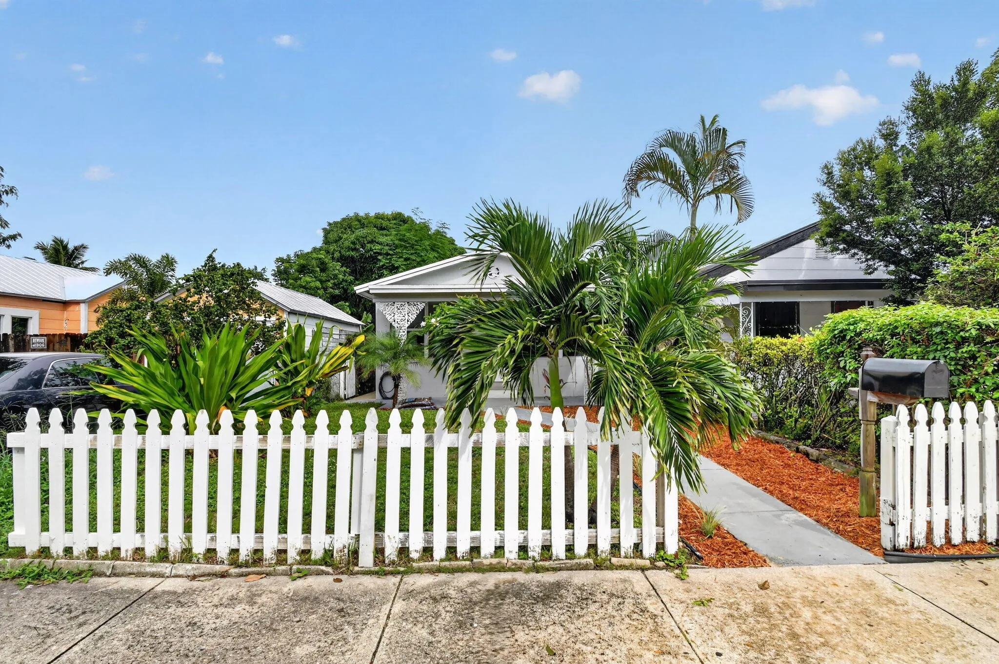 Charming cottage home!