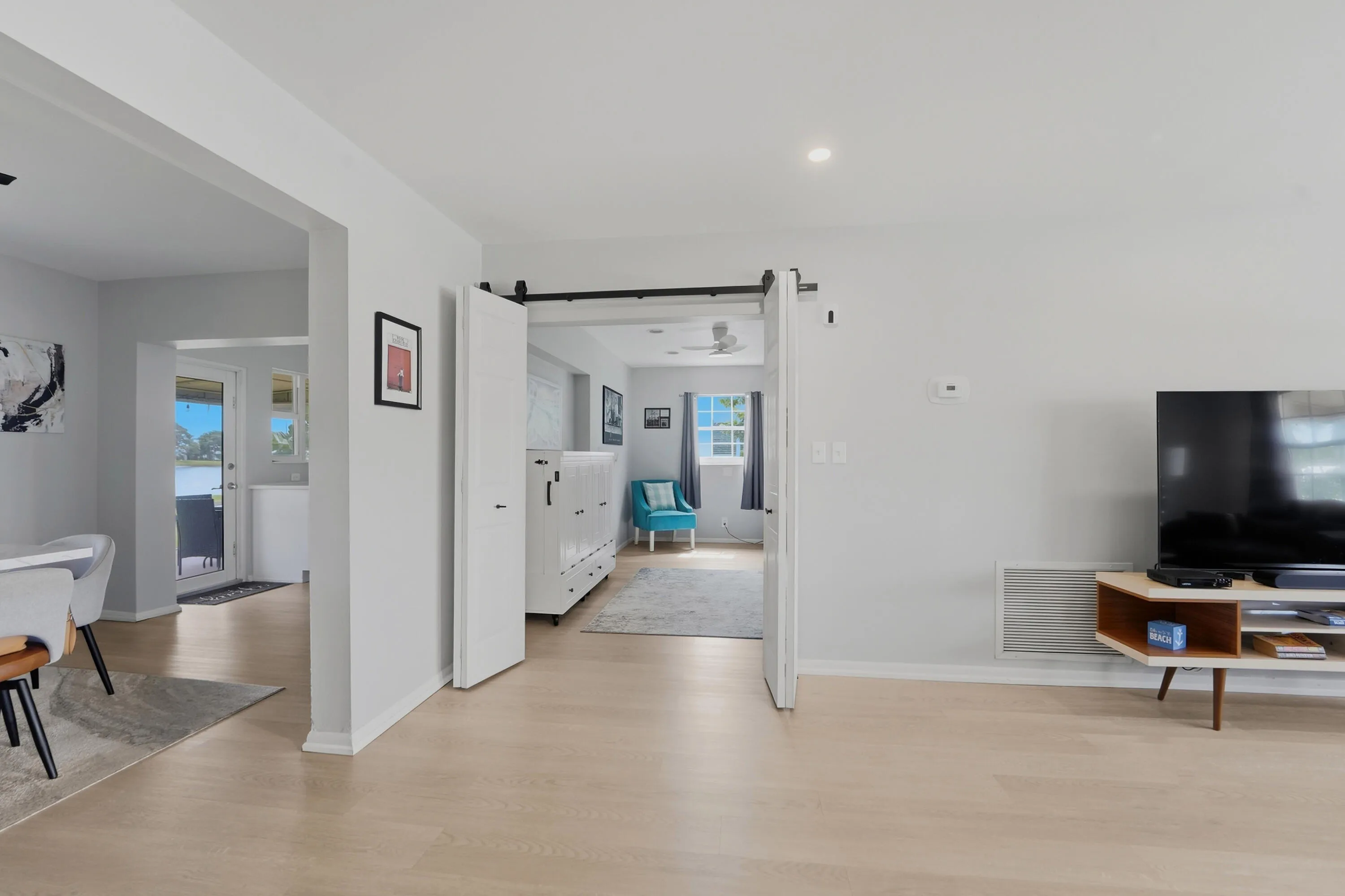 Living Room/3rd Bedroom