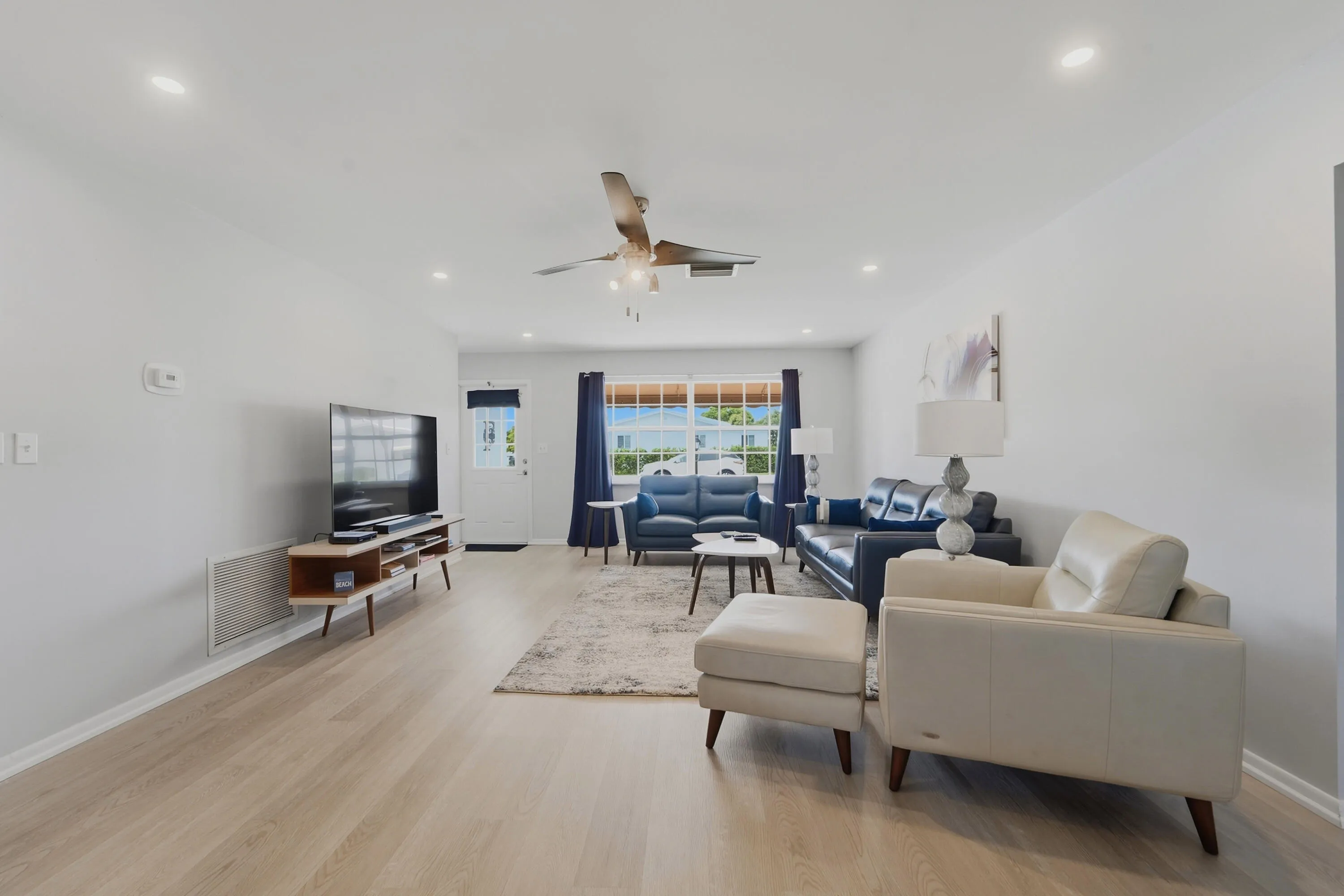 2201_Southwest_Roma_Way_Boynton_Beach_00
