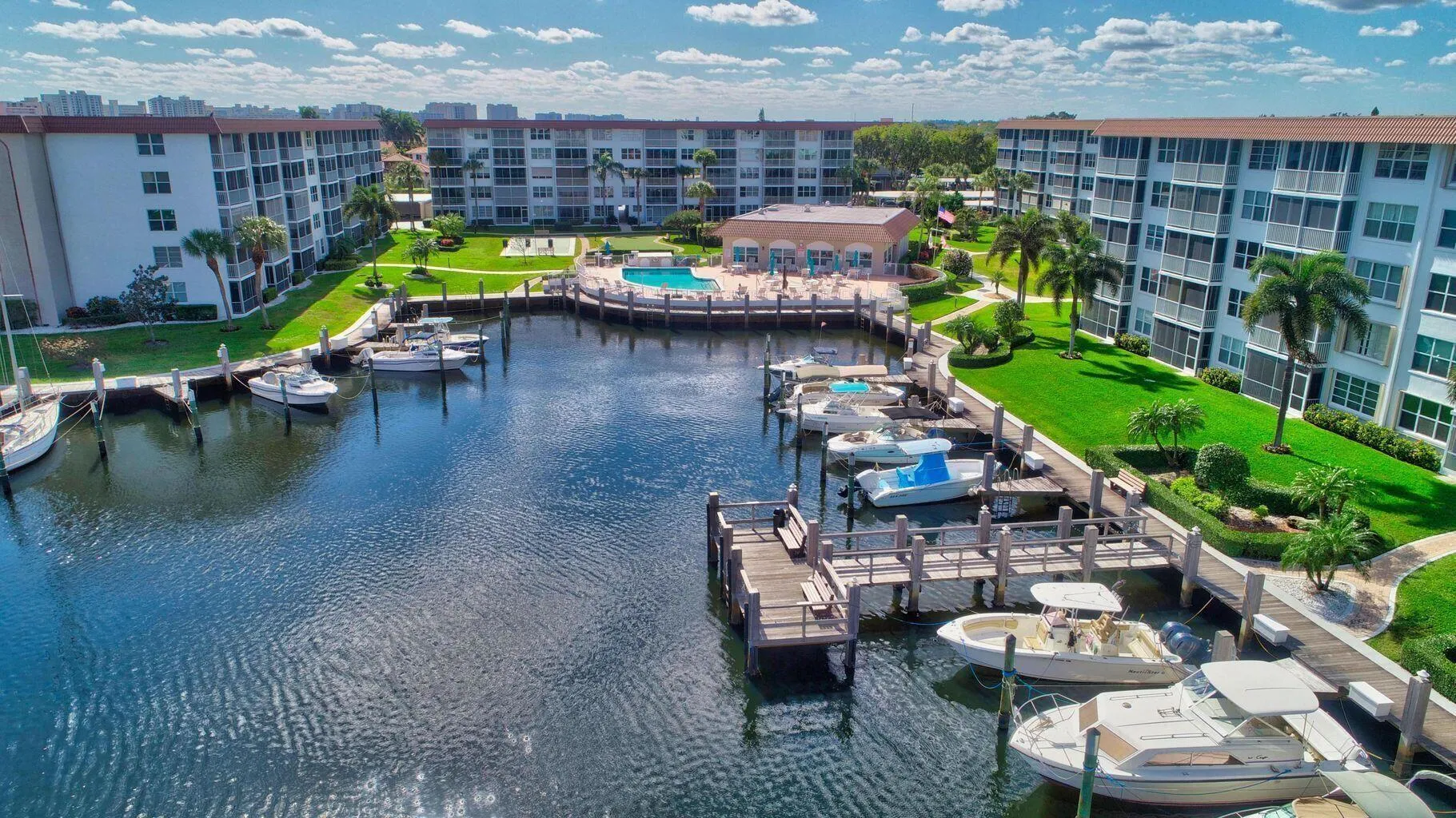 BOAT CLUB//HARBOR