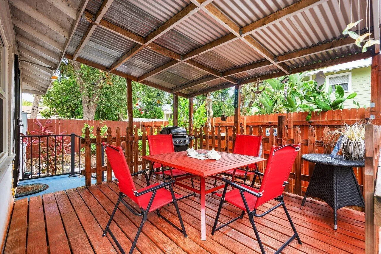 Deck