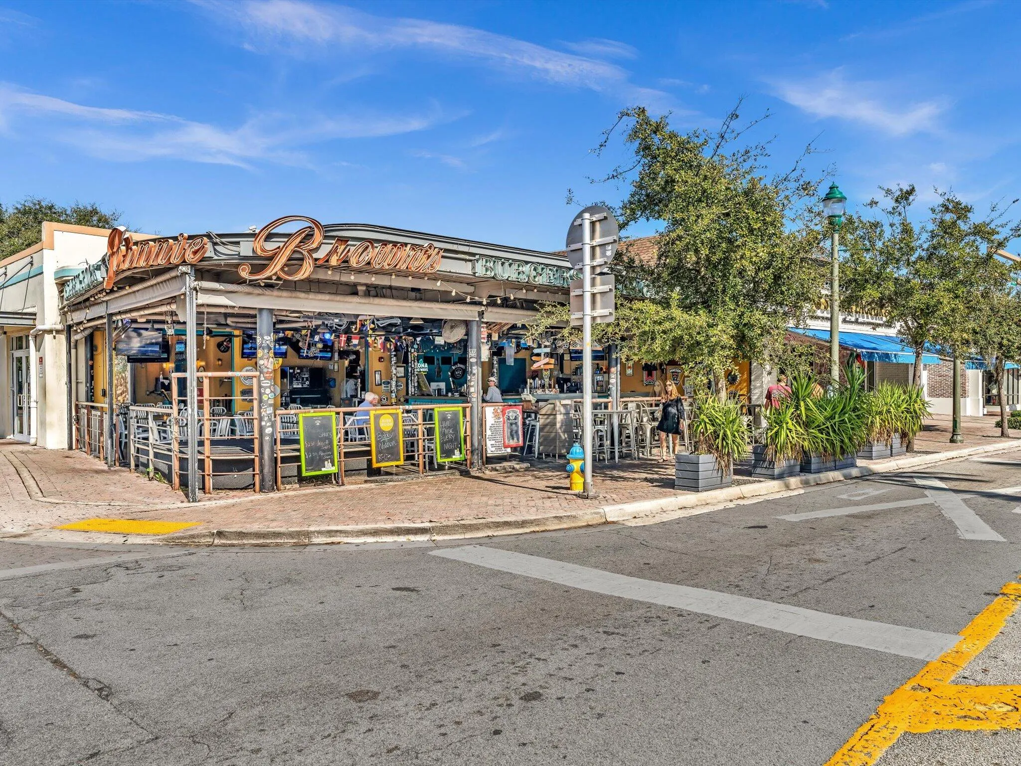 Atlantic Ave Dining - Shops 4