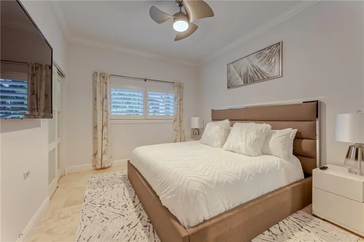 Bedroom #2/ King Size