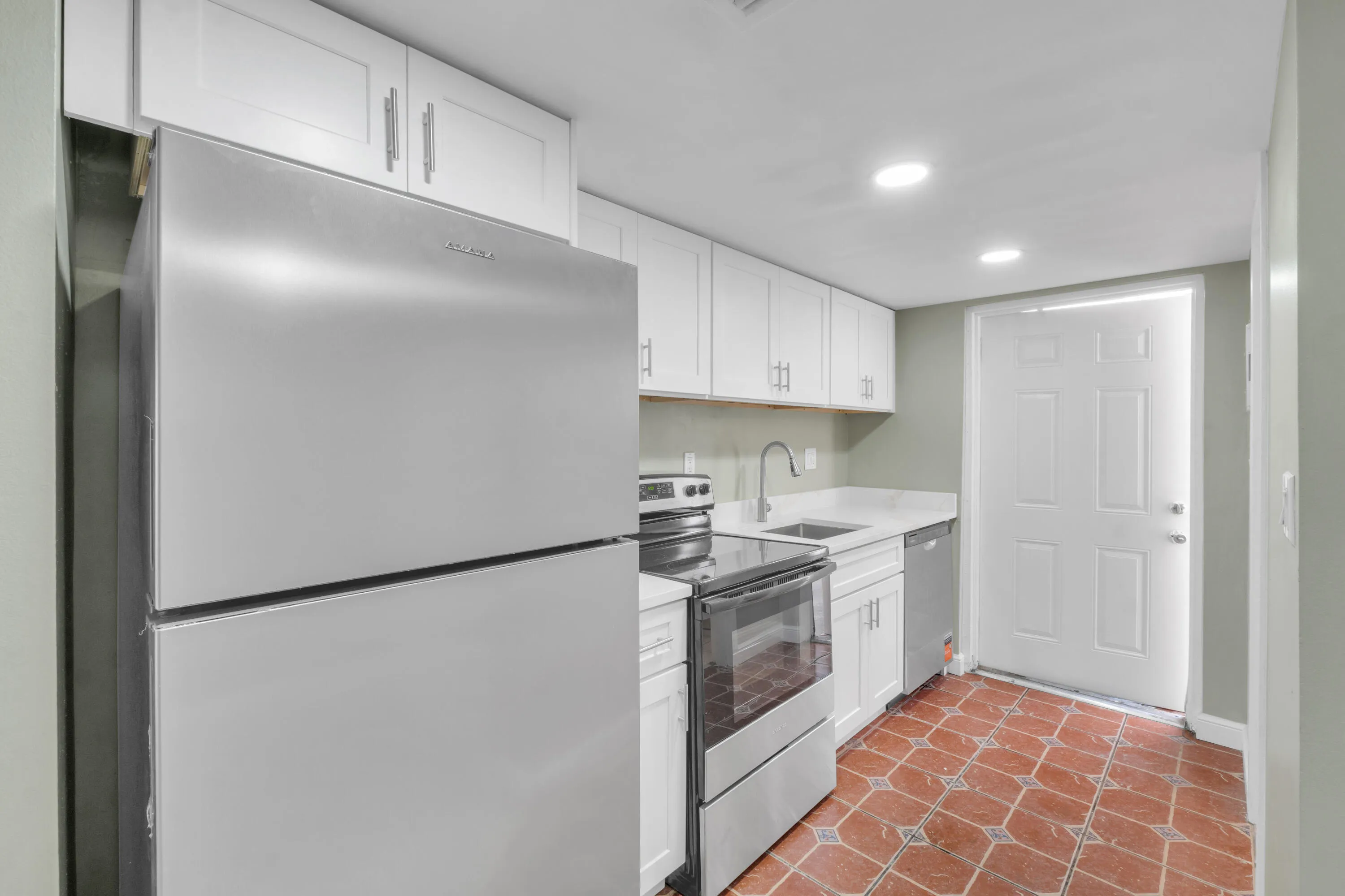 4171 NW 26th St T2-6