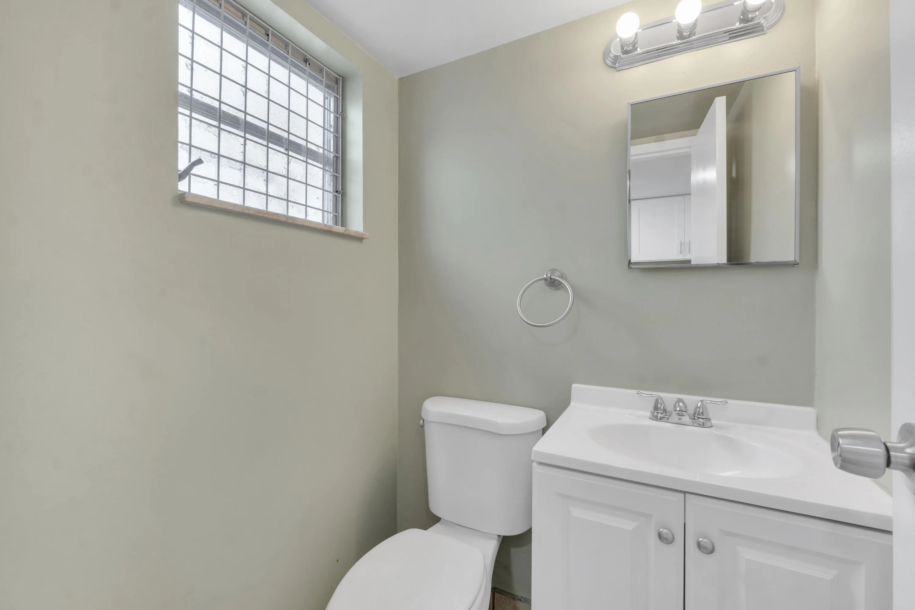 4171 NW 26th St T2-7