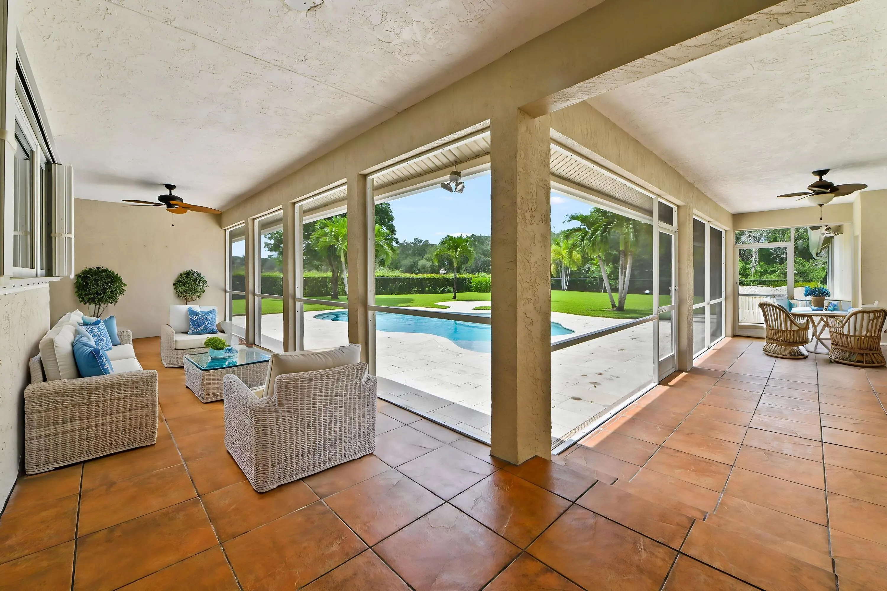 42-Patio-01_VS